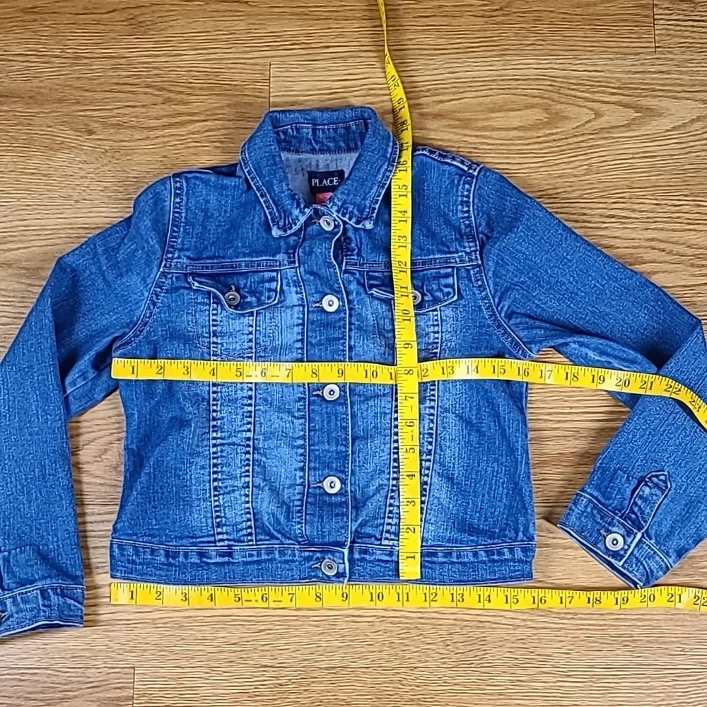 PLACE 10/12 LARGE, PRE-OWNED, 2023 GIRLS LIKE NEW BUTTON DENIM TRUCKER JACKET